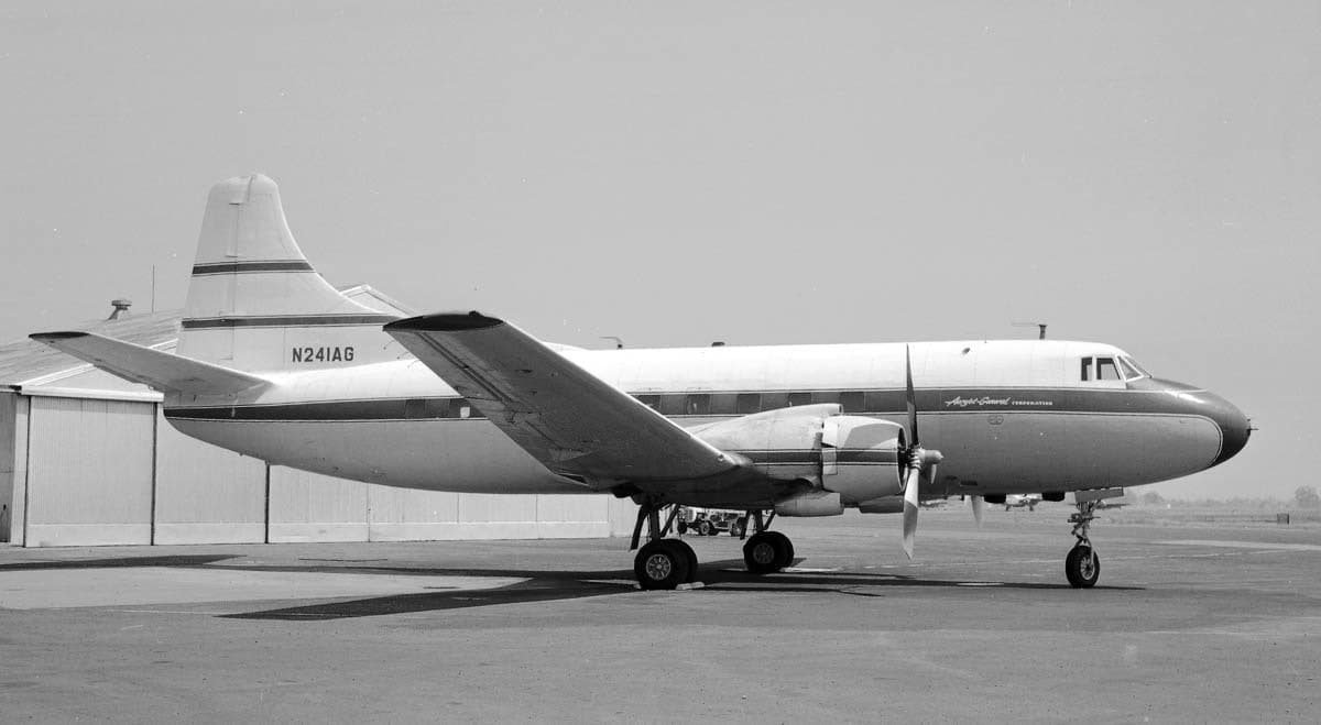 N241AG — Twin-engine aircraft