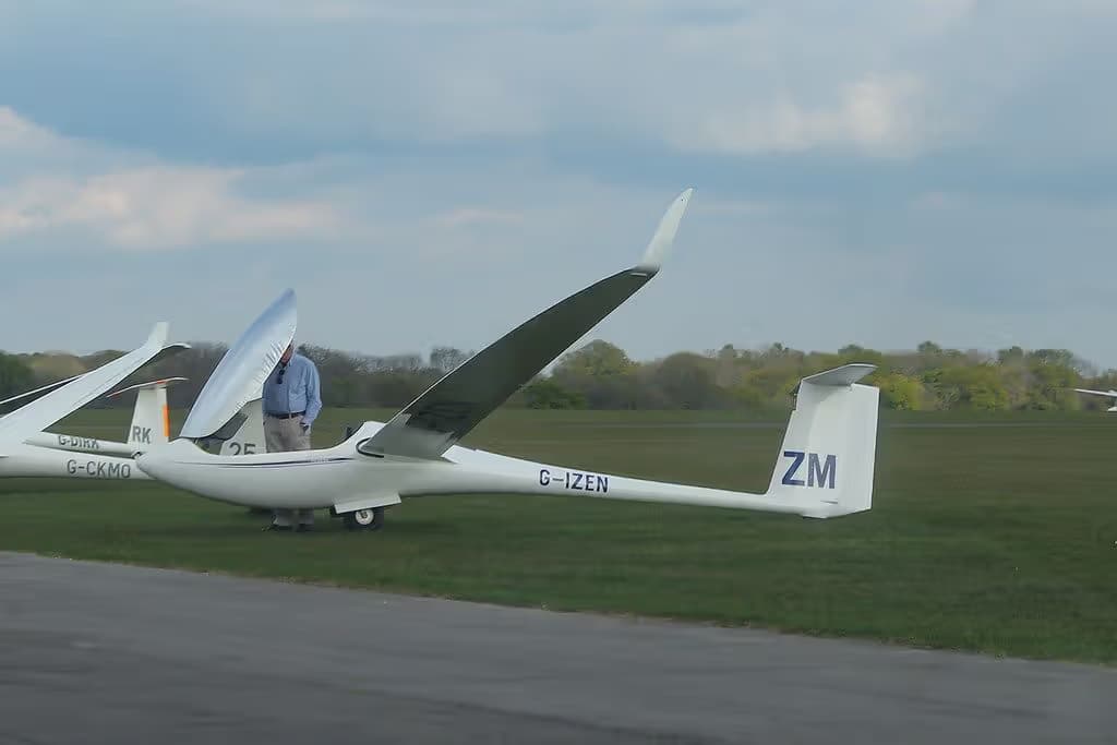 G-IZEN — Glider