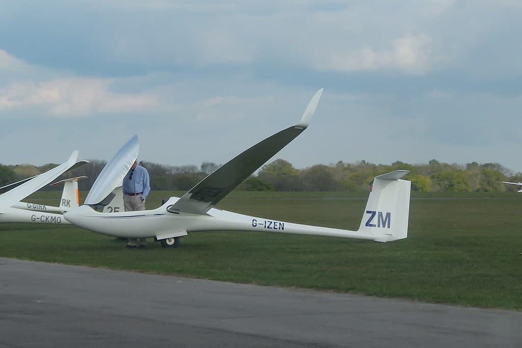 G-IZEN — Glider
