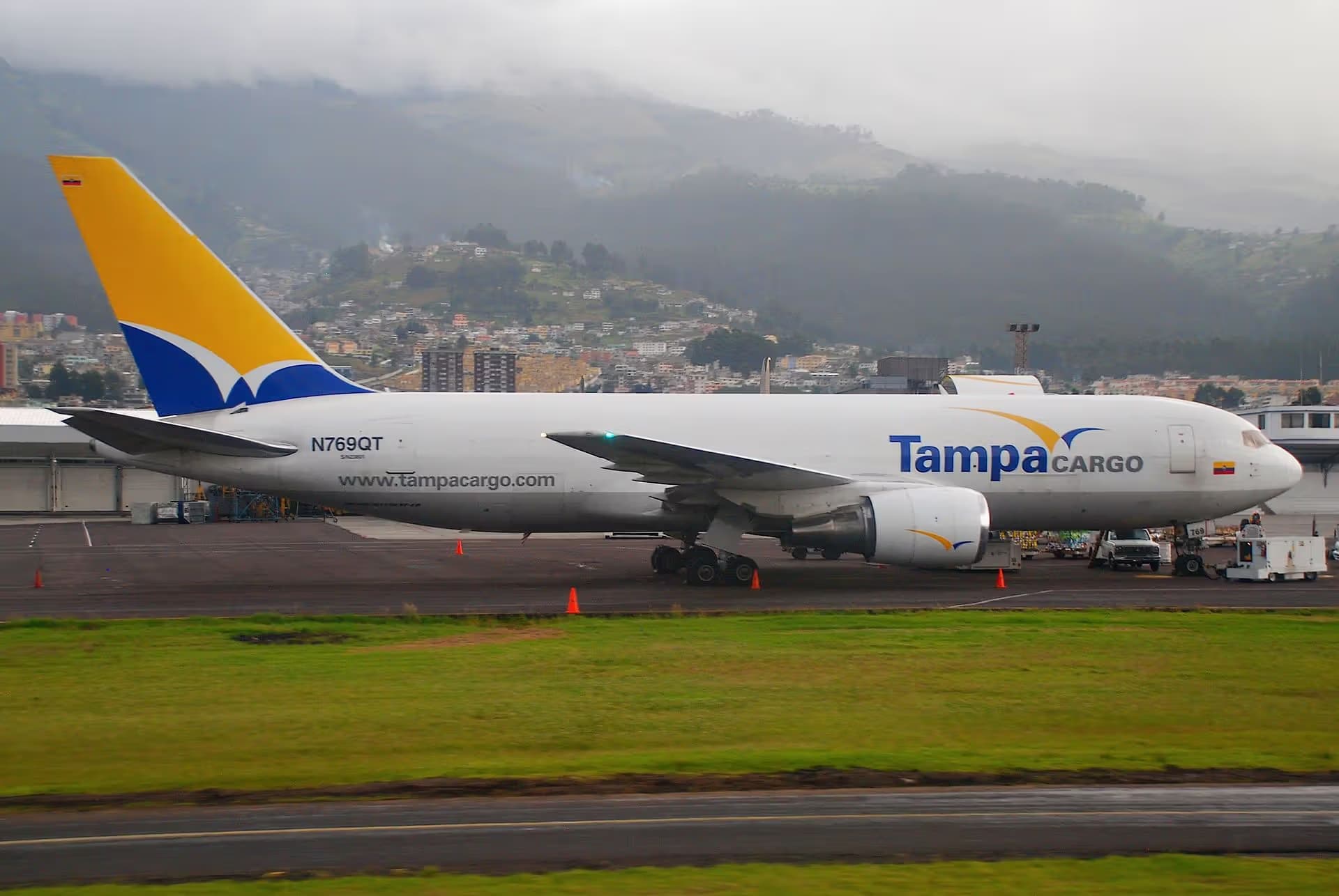N769QT — Boeing