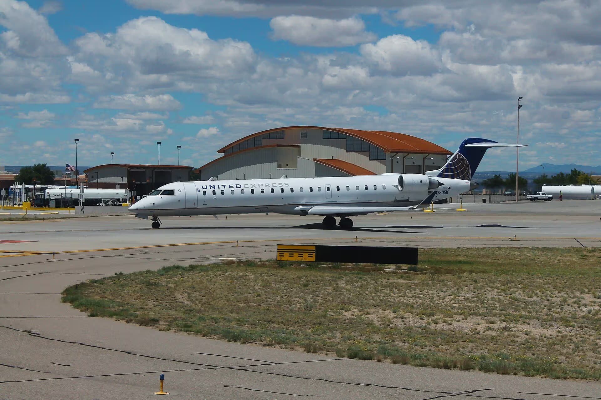 N780SK — Twin-engine aircraft