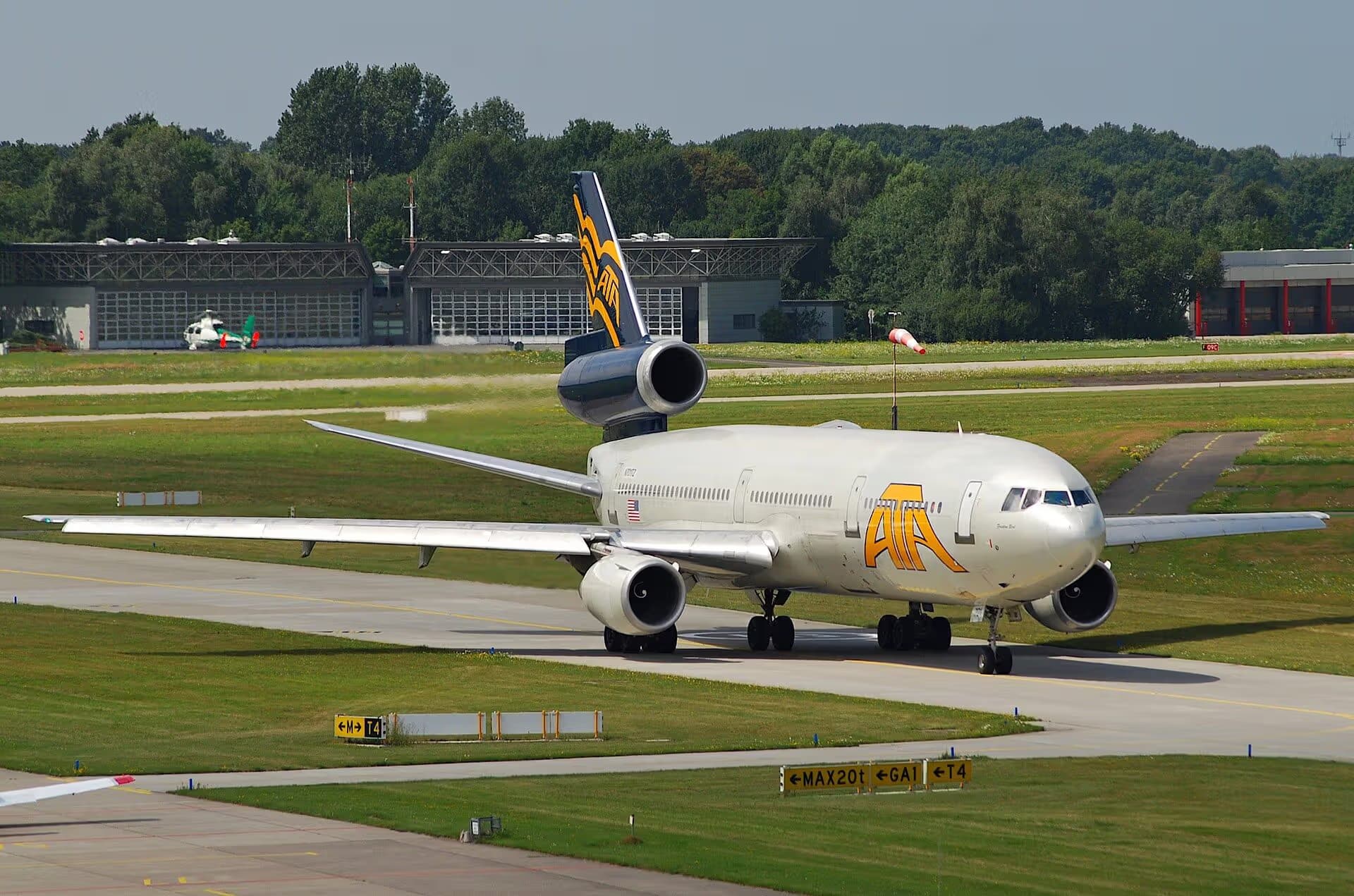 N701TZ — Douglas