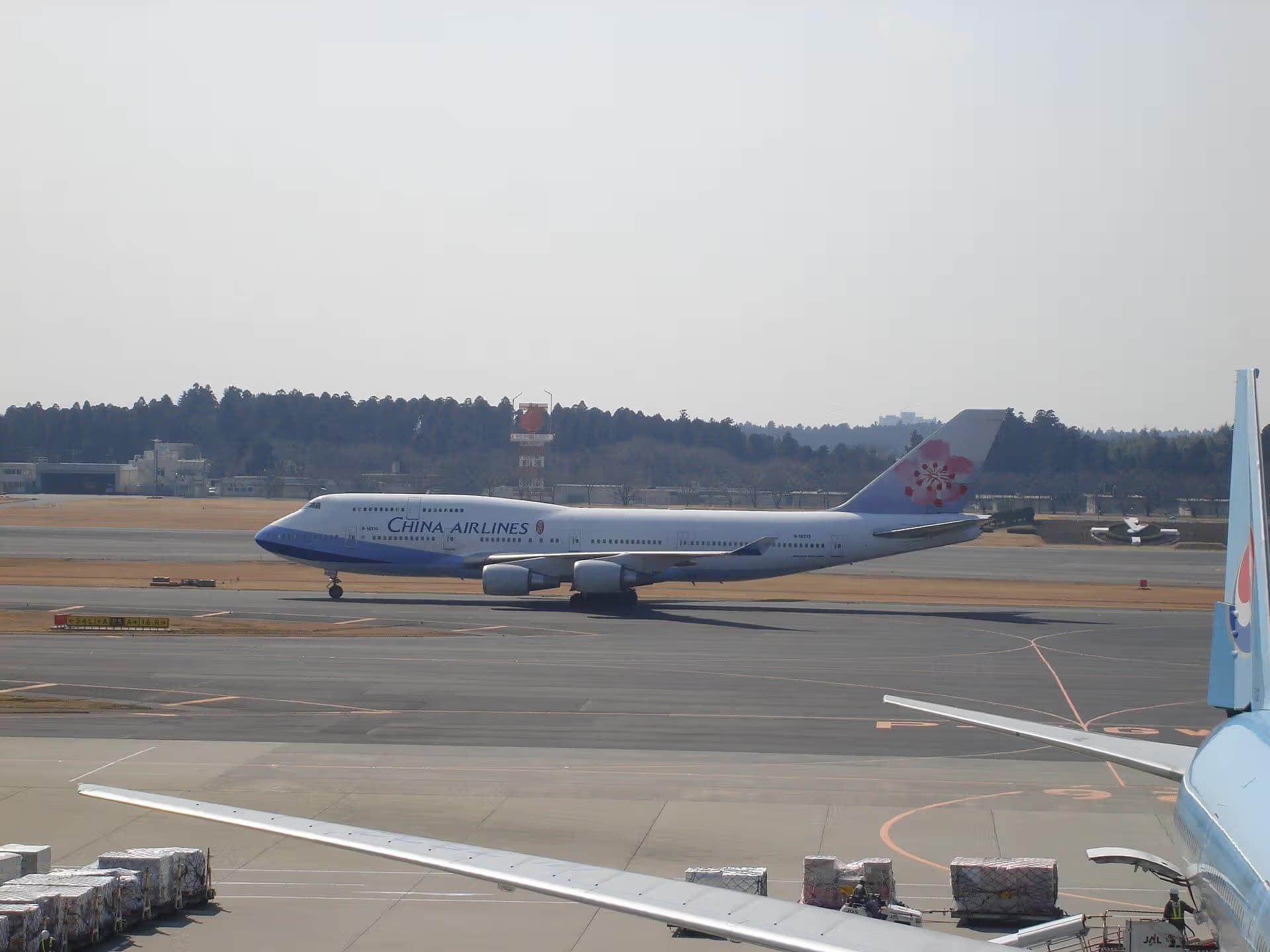 Unidentified — Boeing