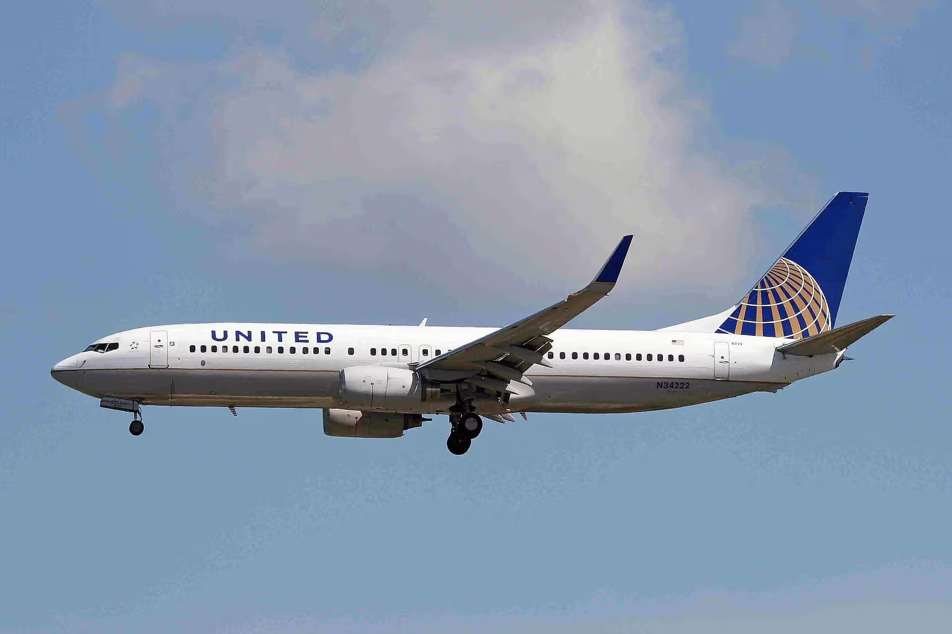 N34222 — Boeing