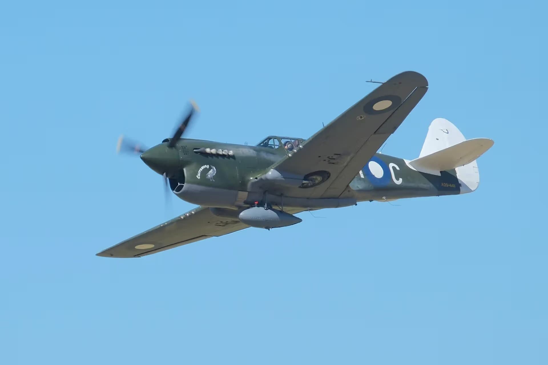 Unidentified — Single-engine aircraft