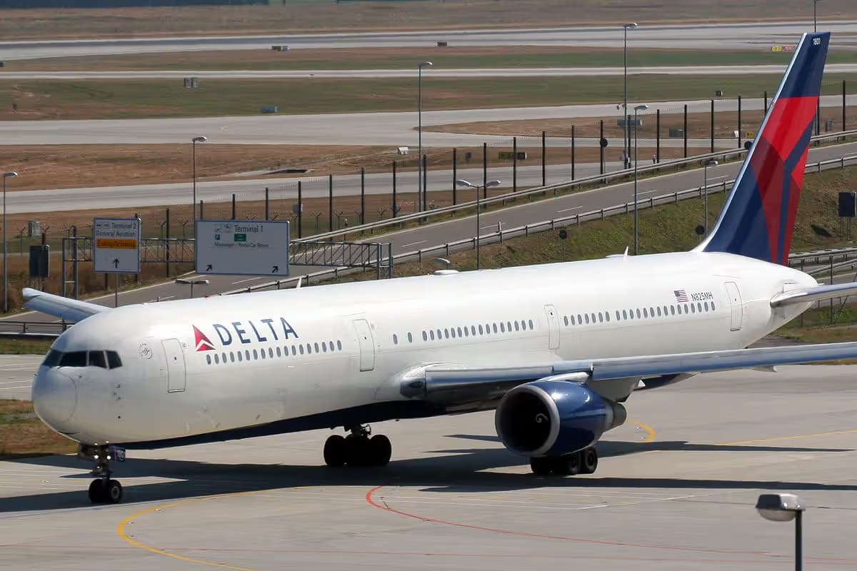 N825MH — Boeing