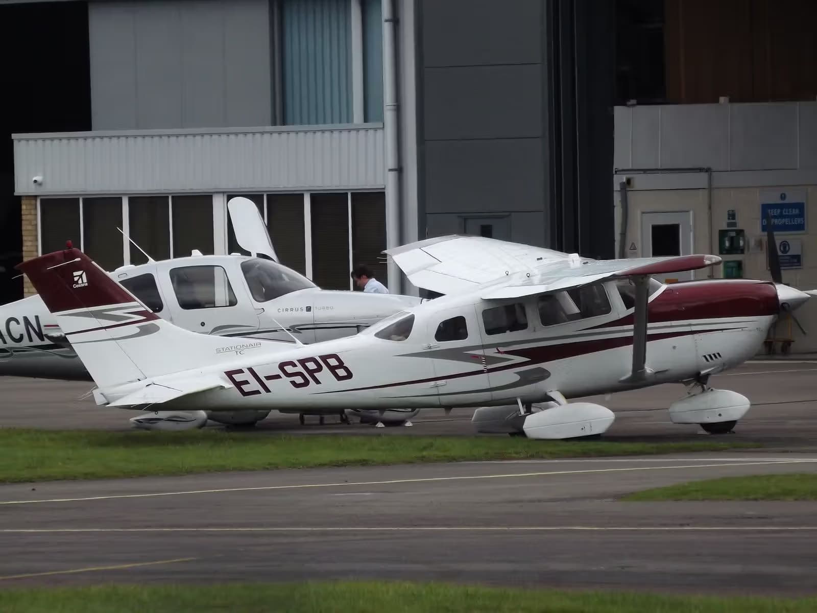 EI-SPB — Cessna