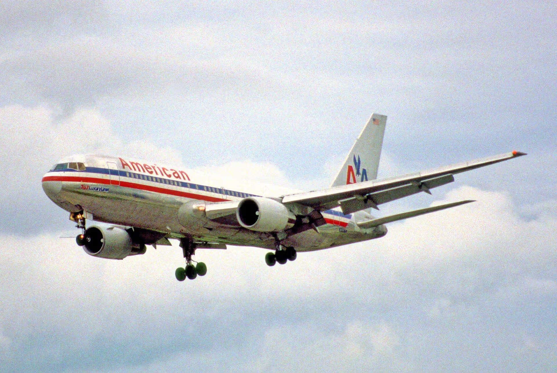 N317AA — Boeing