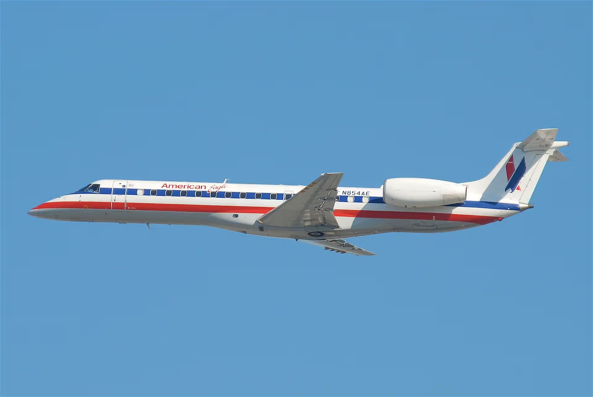N854AE — Embraer