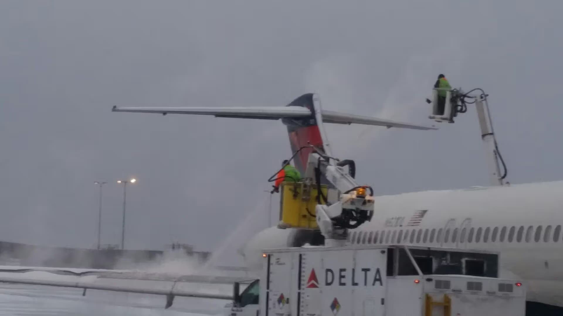 N921DL — Aircraft