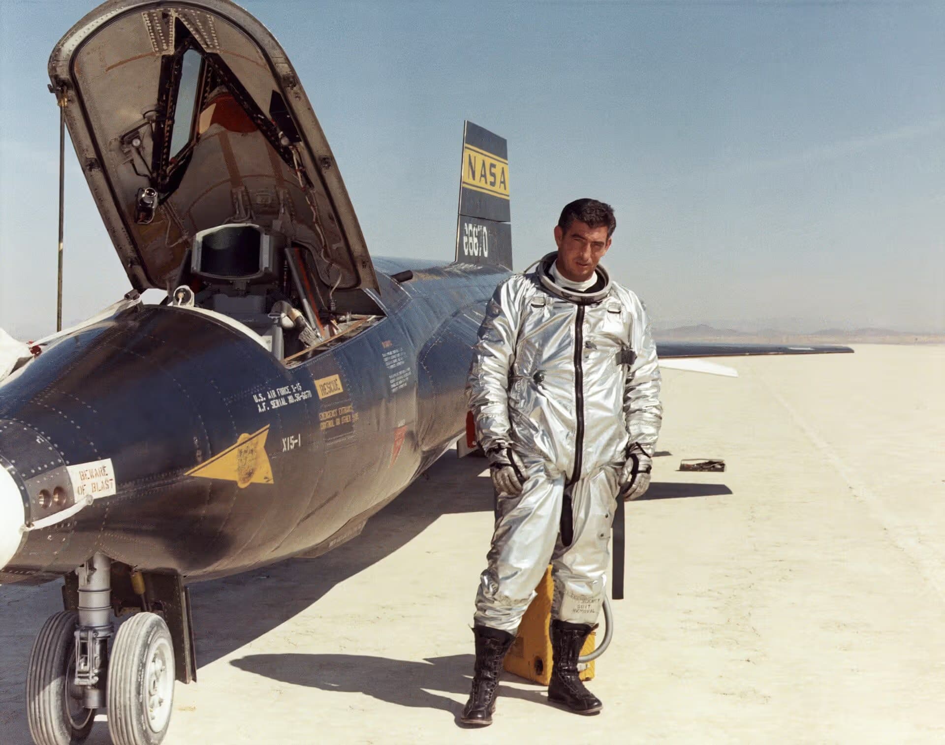 Unidentified — Aircraft