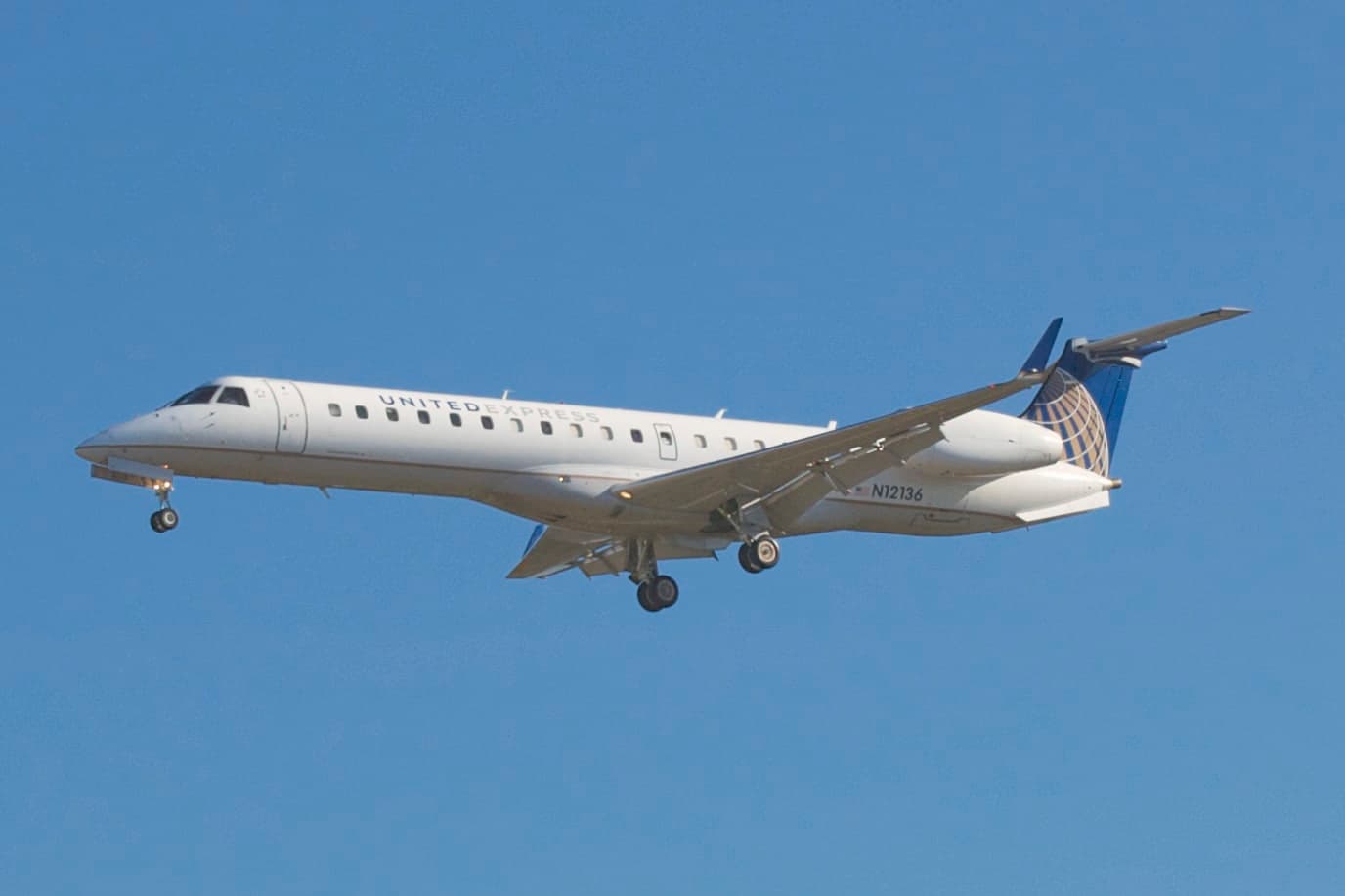N12136 — Embraer