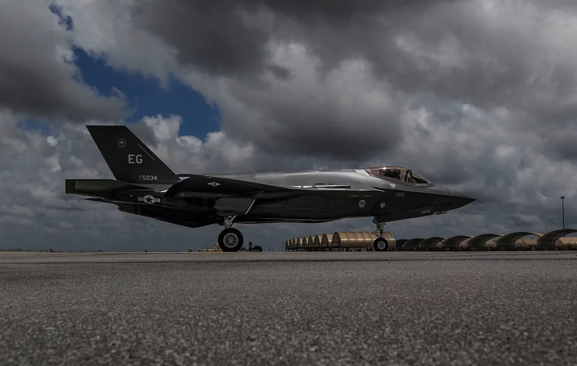 Unidentified — Lockheed