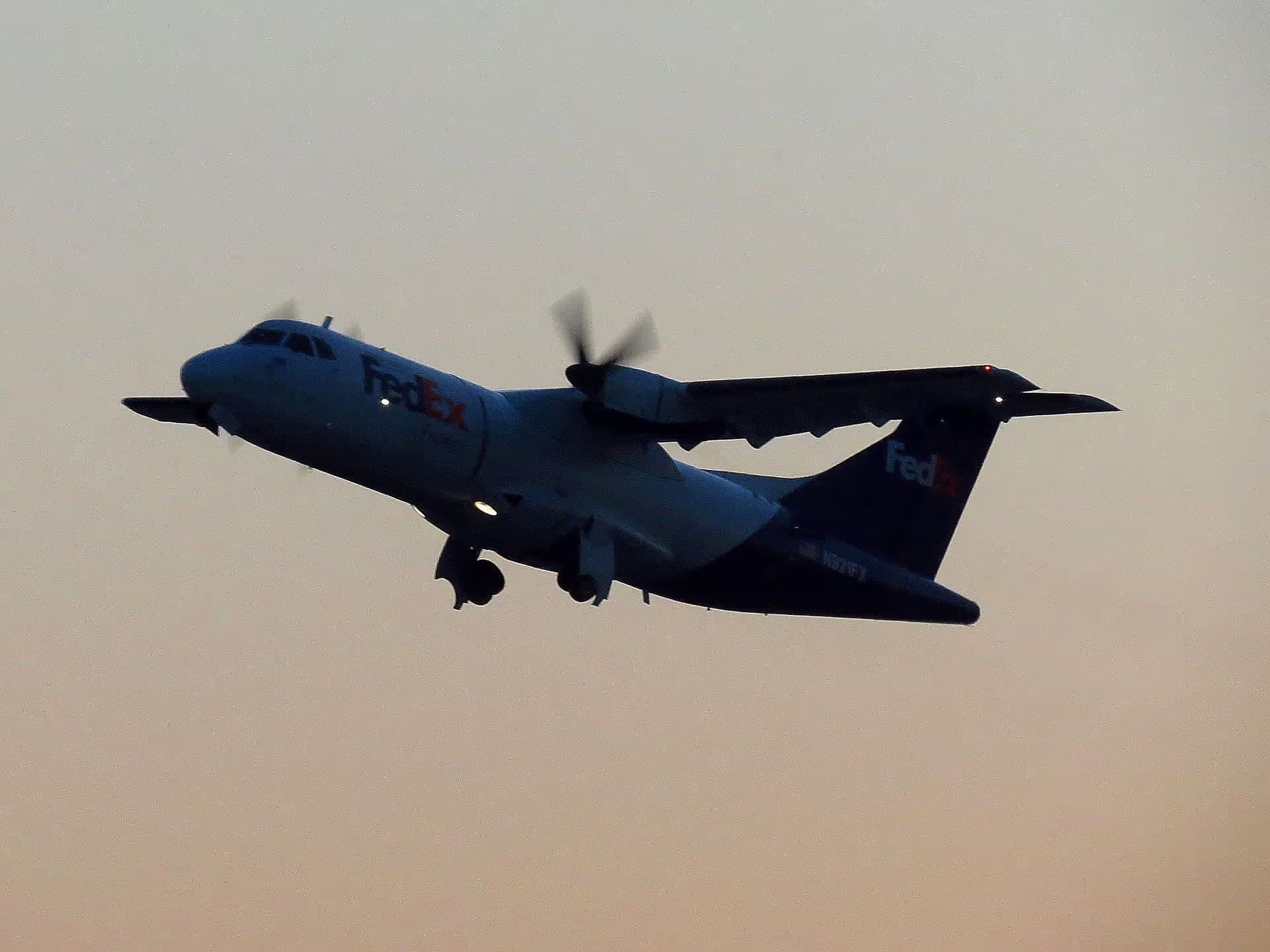 N921FX — Aircraft