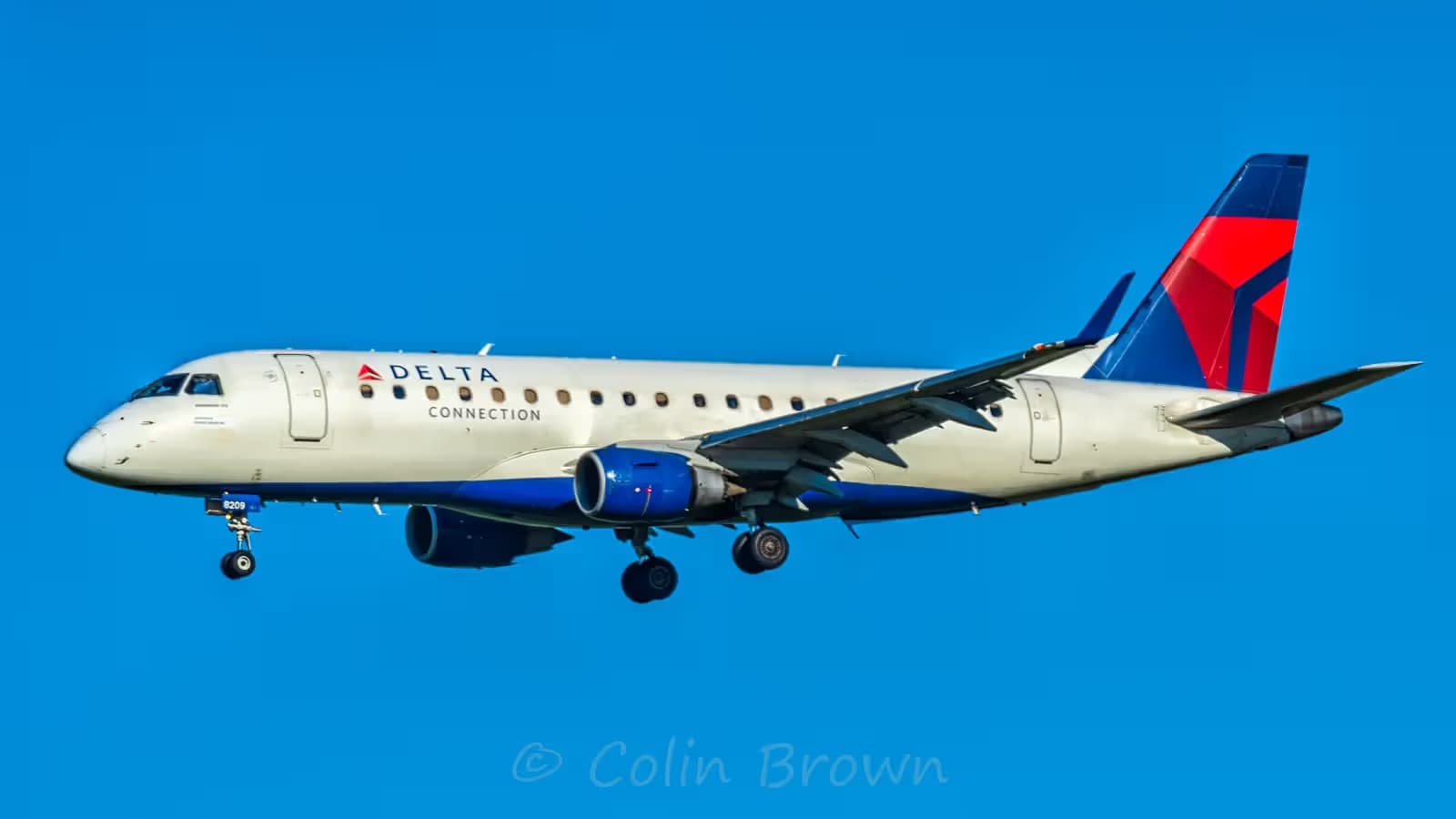 N209JQ — Embraer