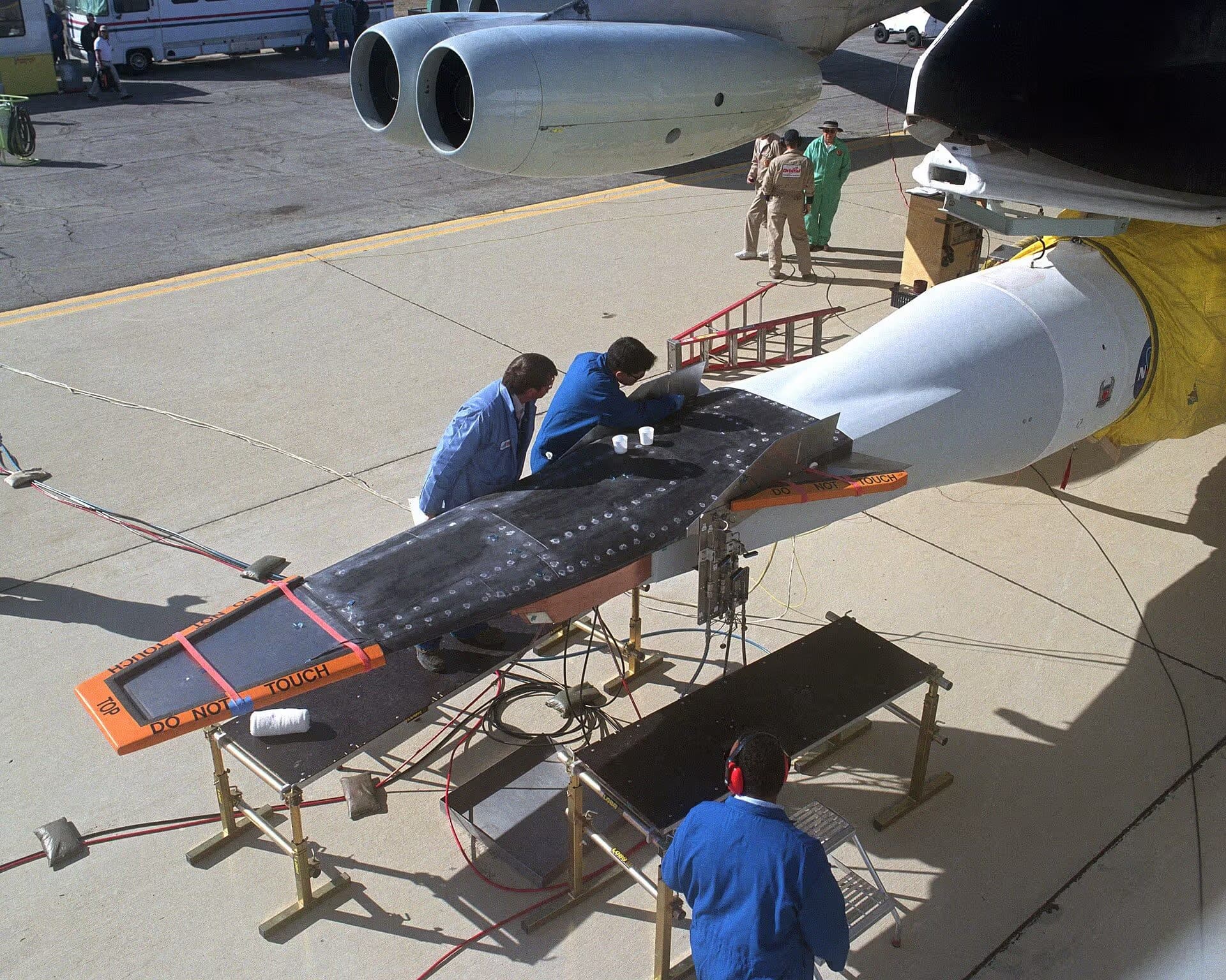 Unidentified — Aircraft