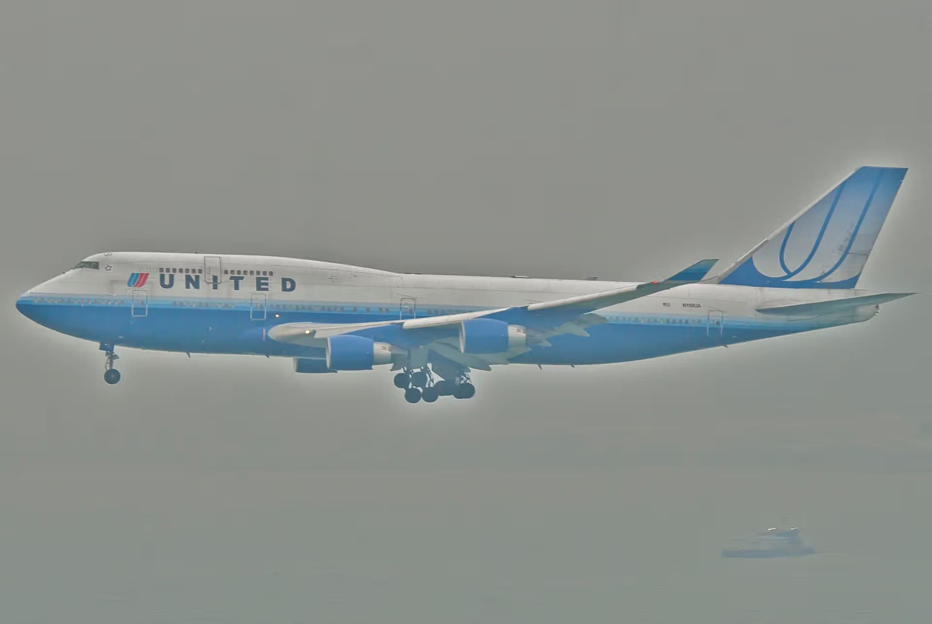 N118UA — Boeing