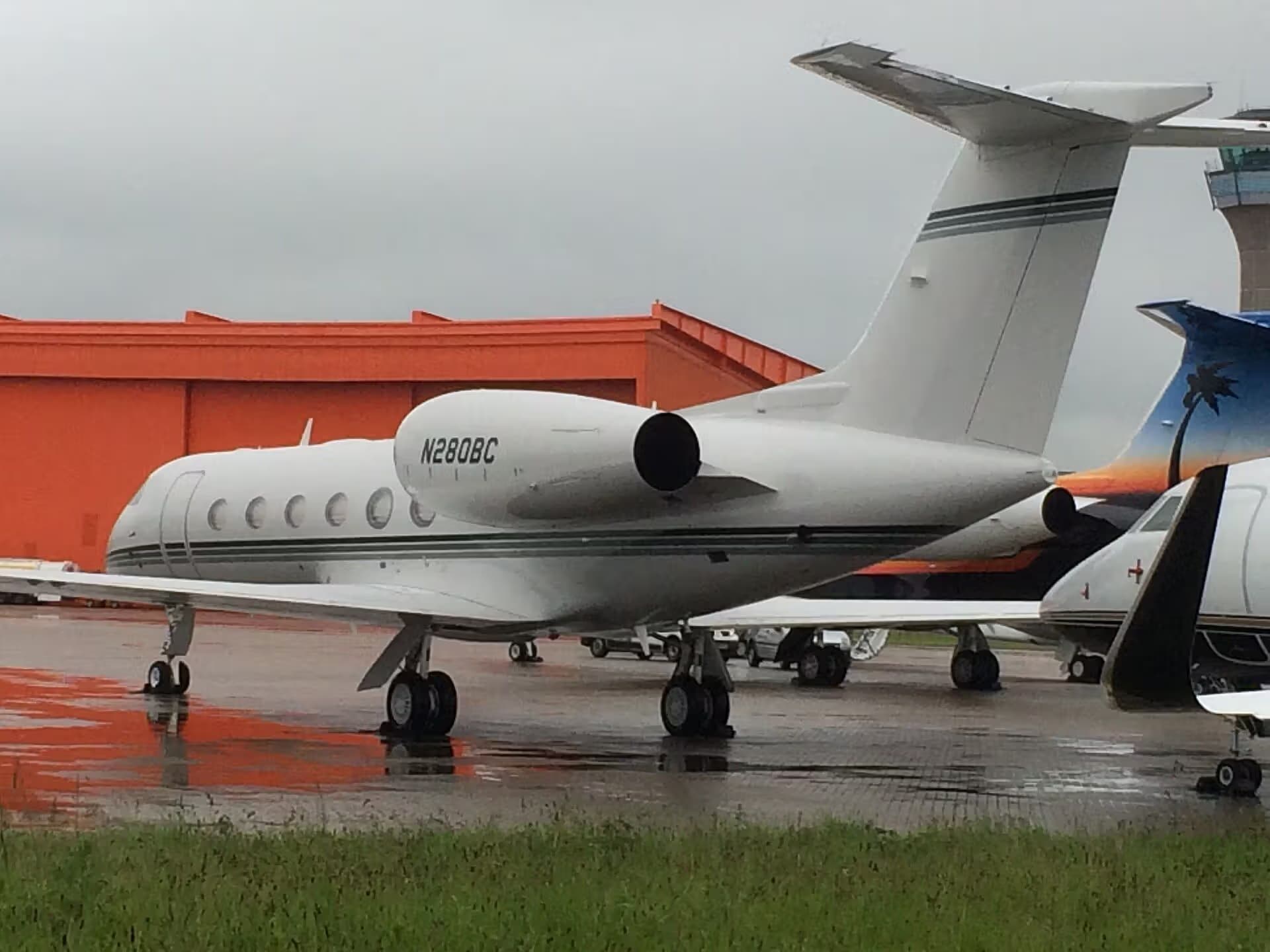 N280BC — Business jet