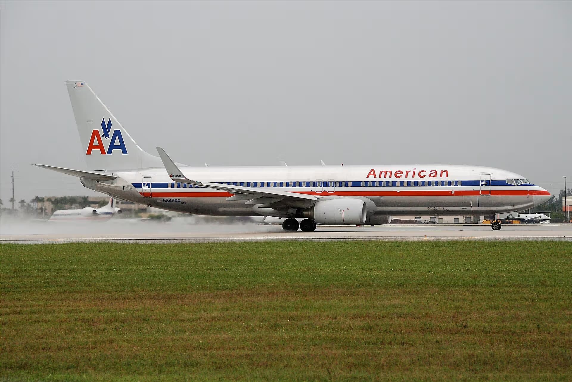 N842NN — Boeing