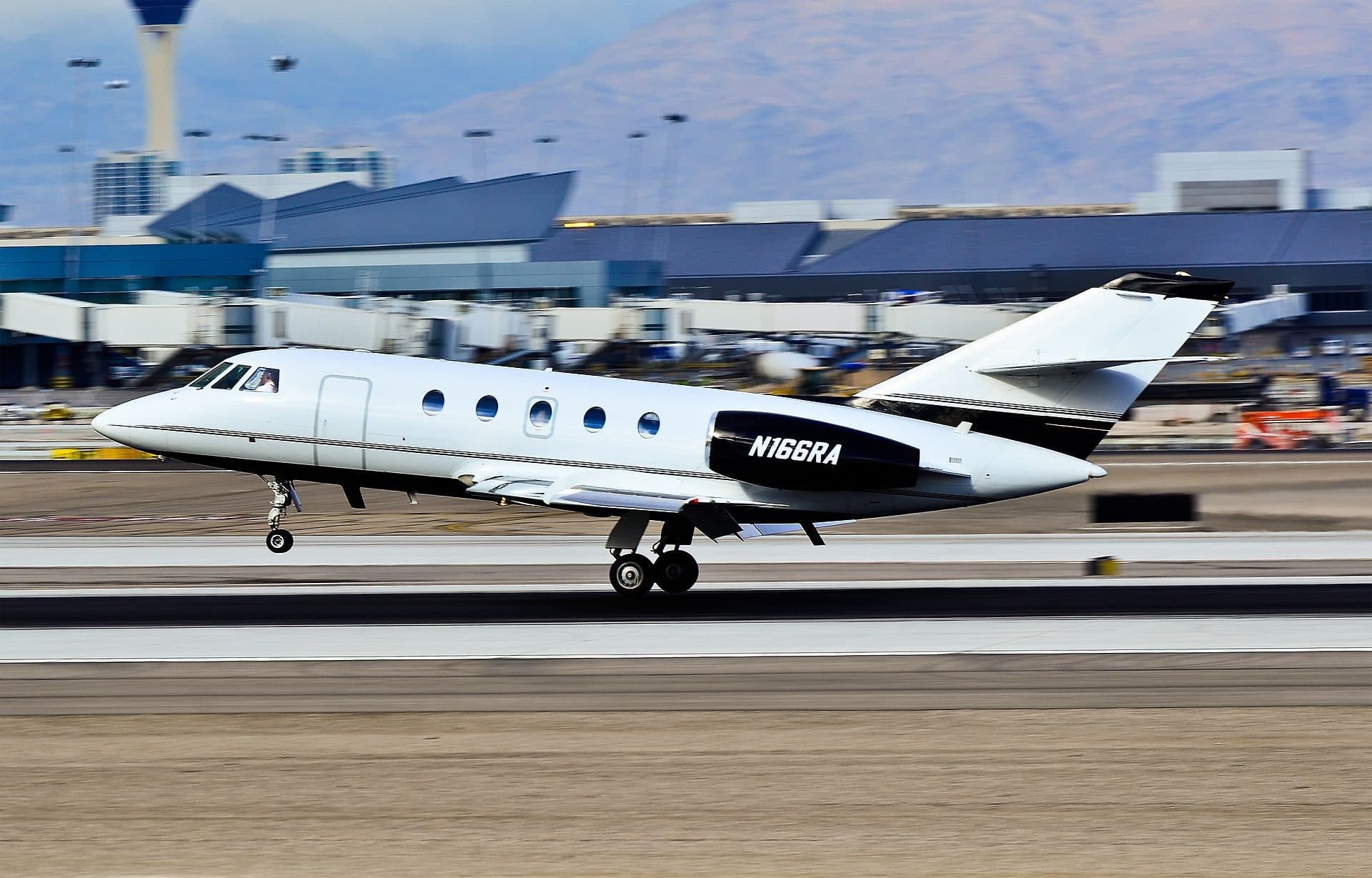 N166RA — Business jet