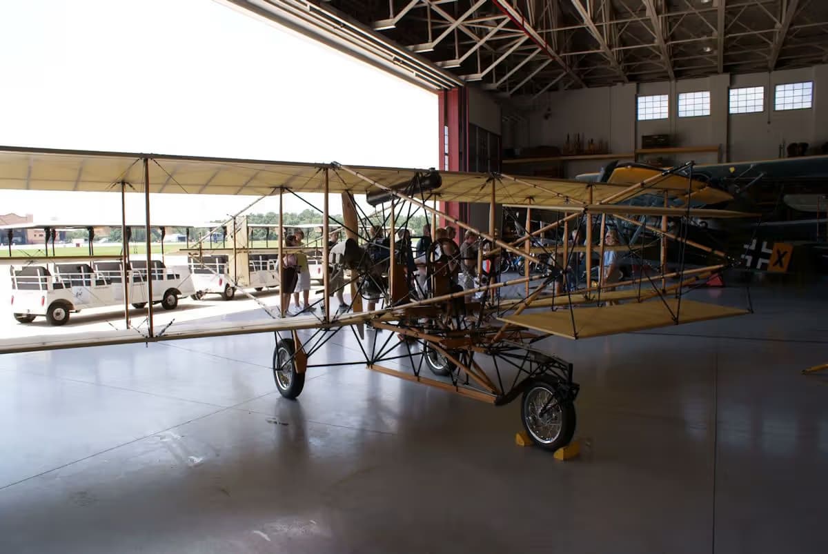 Unidentified — Aircraft