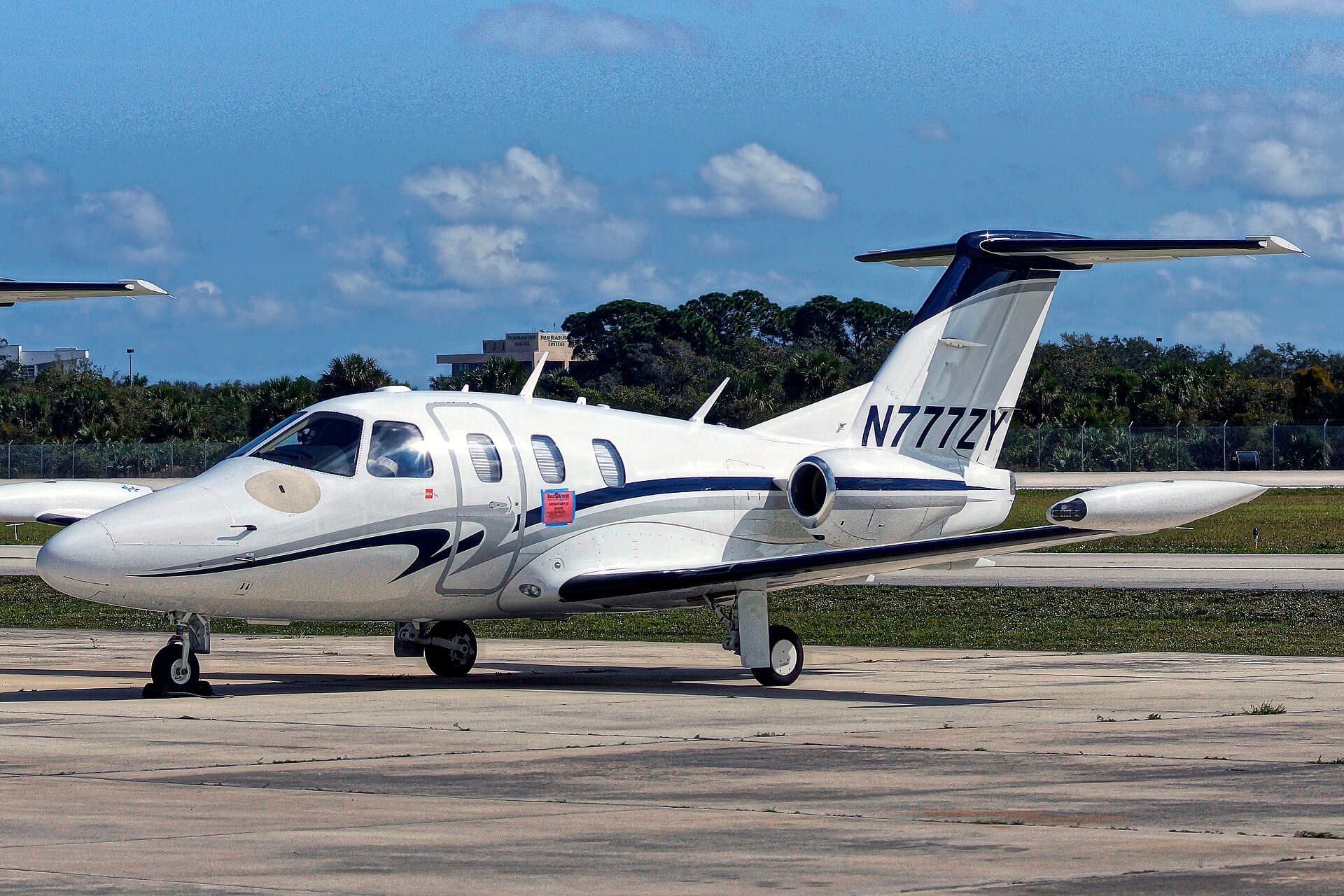 N777ZY — Aircraft