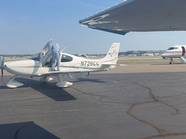 N726CC — Cirrus SR22
