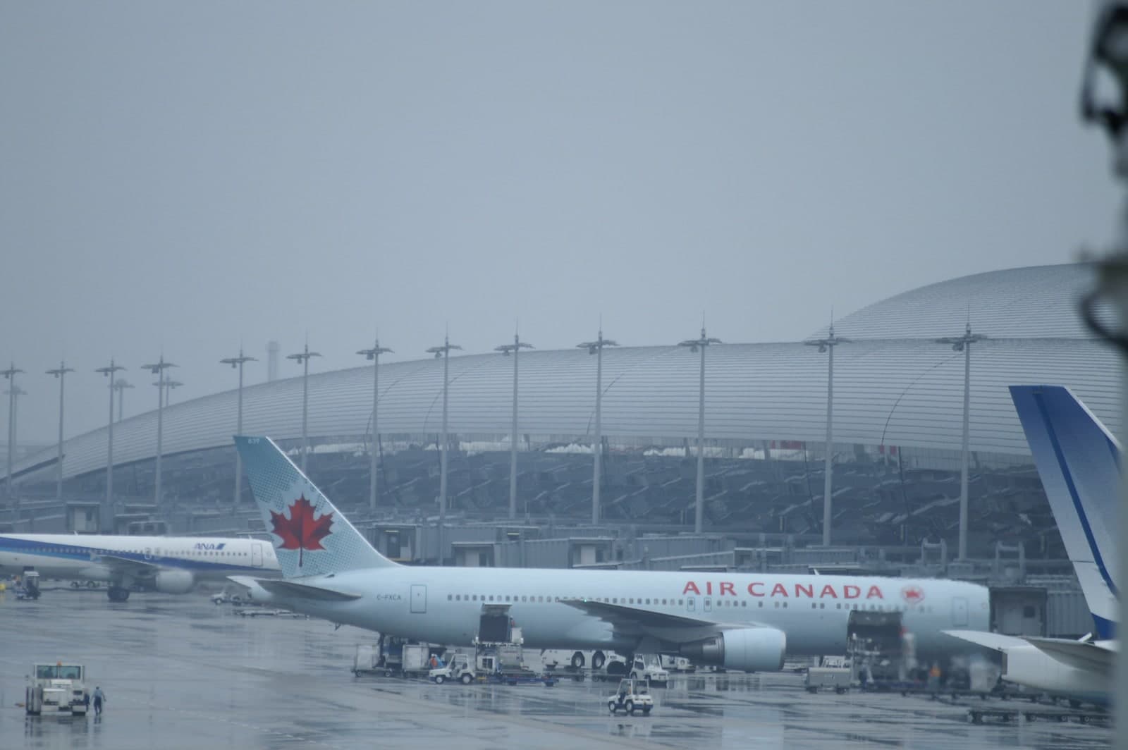 C-FXCA — Boeing