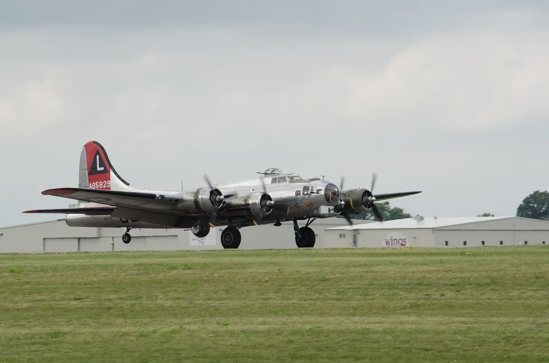 Unidentified — Aircraft
