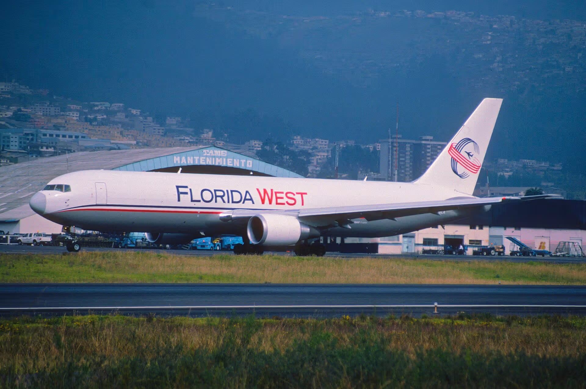 N316LA — Boeing