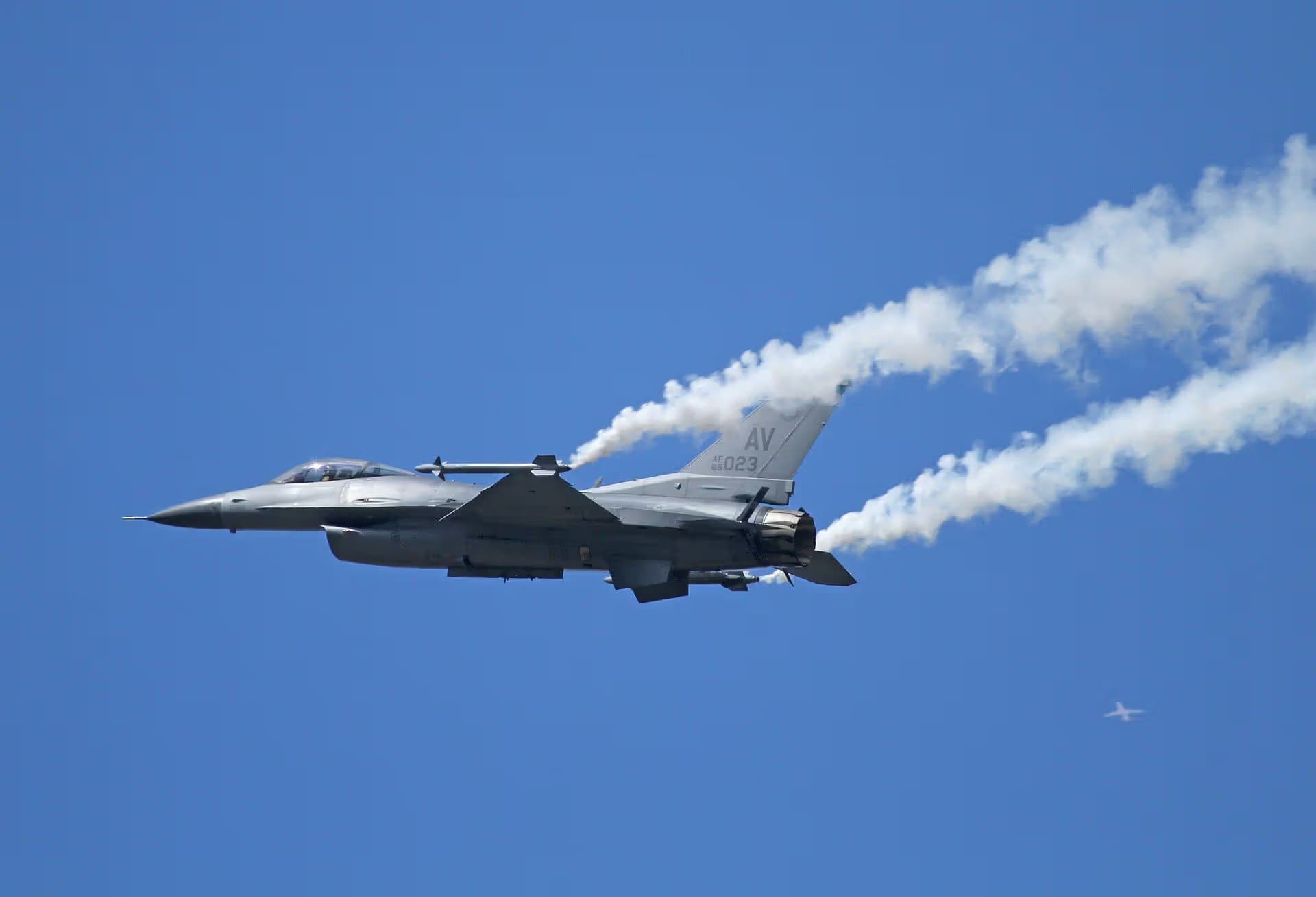 Unidentified — Aircraft