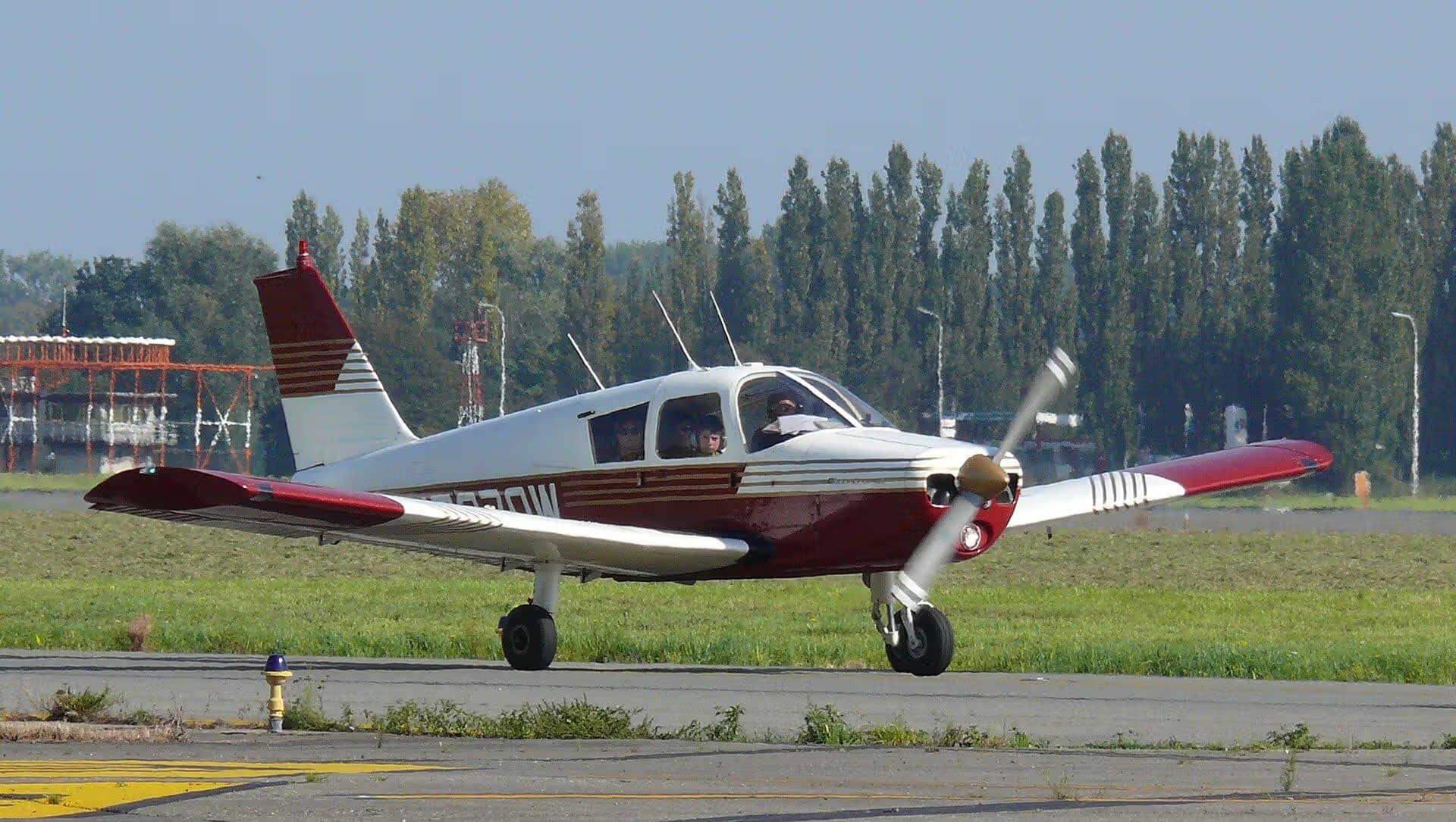 N7270W — Single-engine aircraft