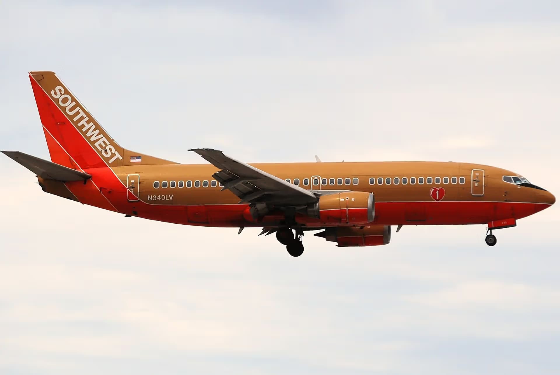 N340LV — Boeing