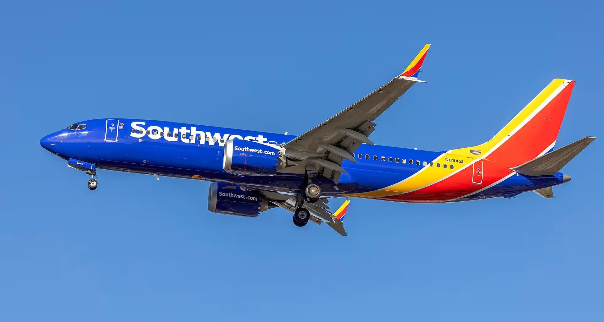 N8942L — Boeing