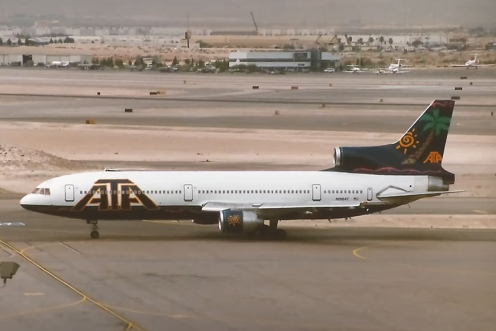 N198AT — Lockheed