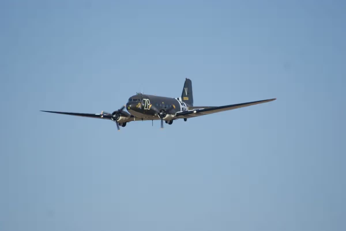 Unidentified — Aircraft