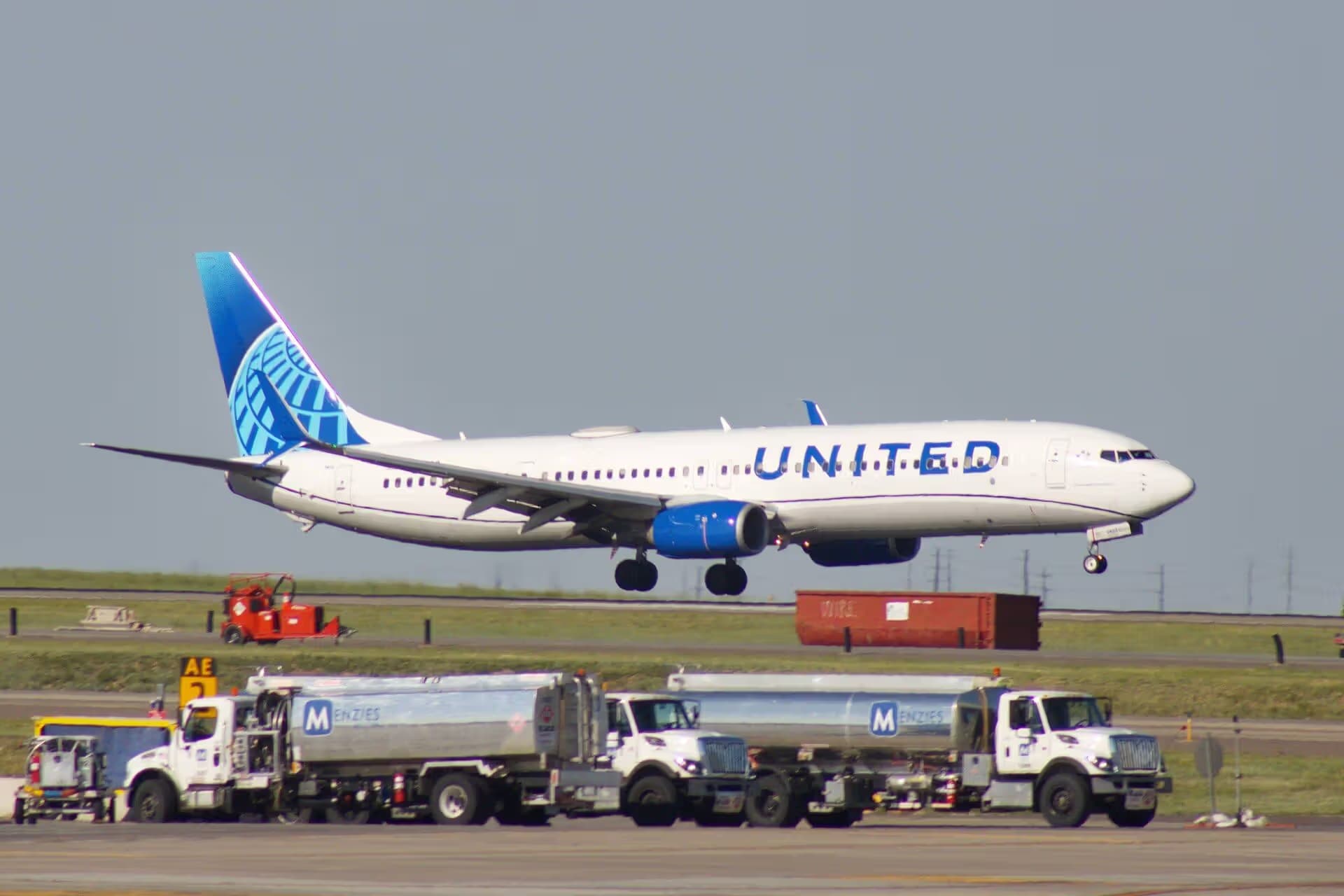 N68822 — Boeing