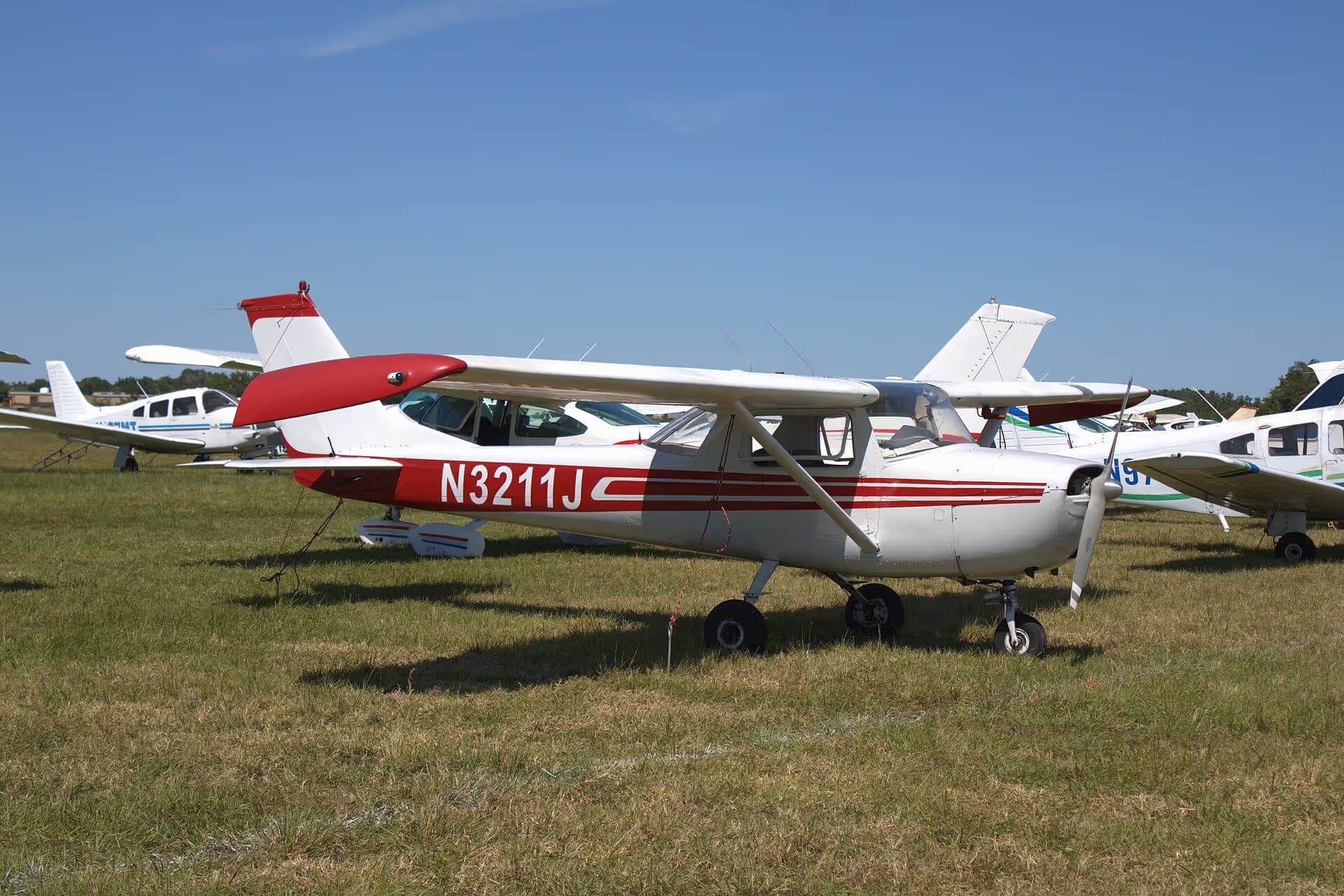 N3211J — Single-engine aircraft