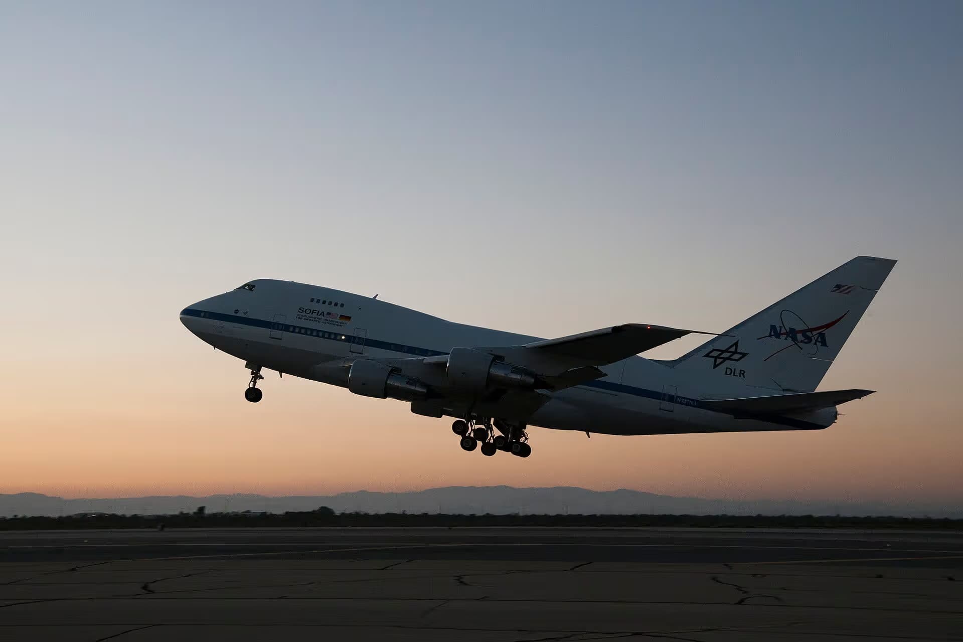 Unidentified — Boeing