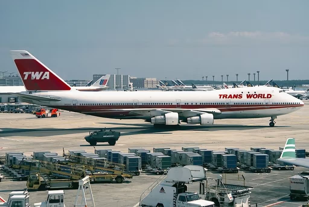 N93107 — Boeing