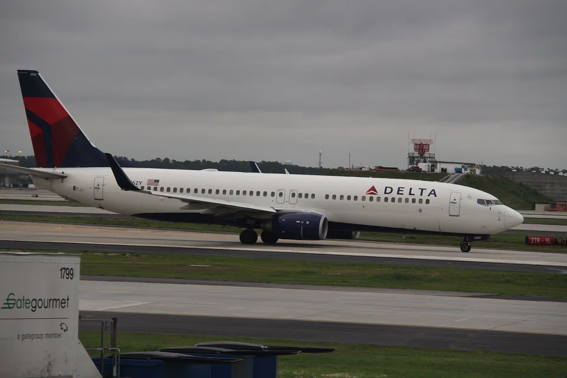 N3762Y — Boeing