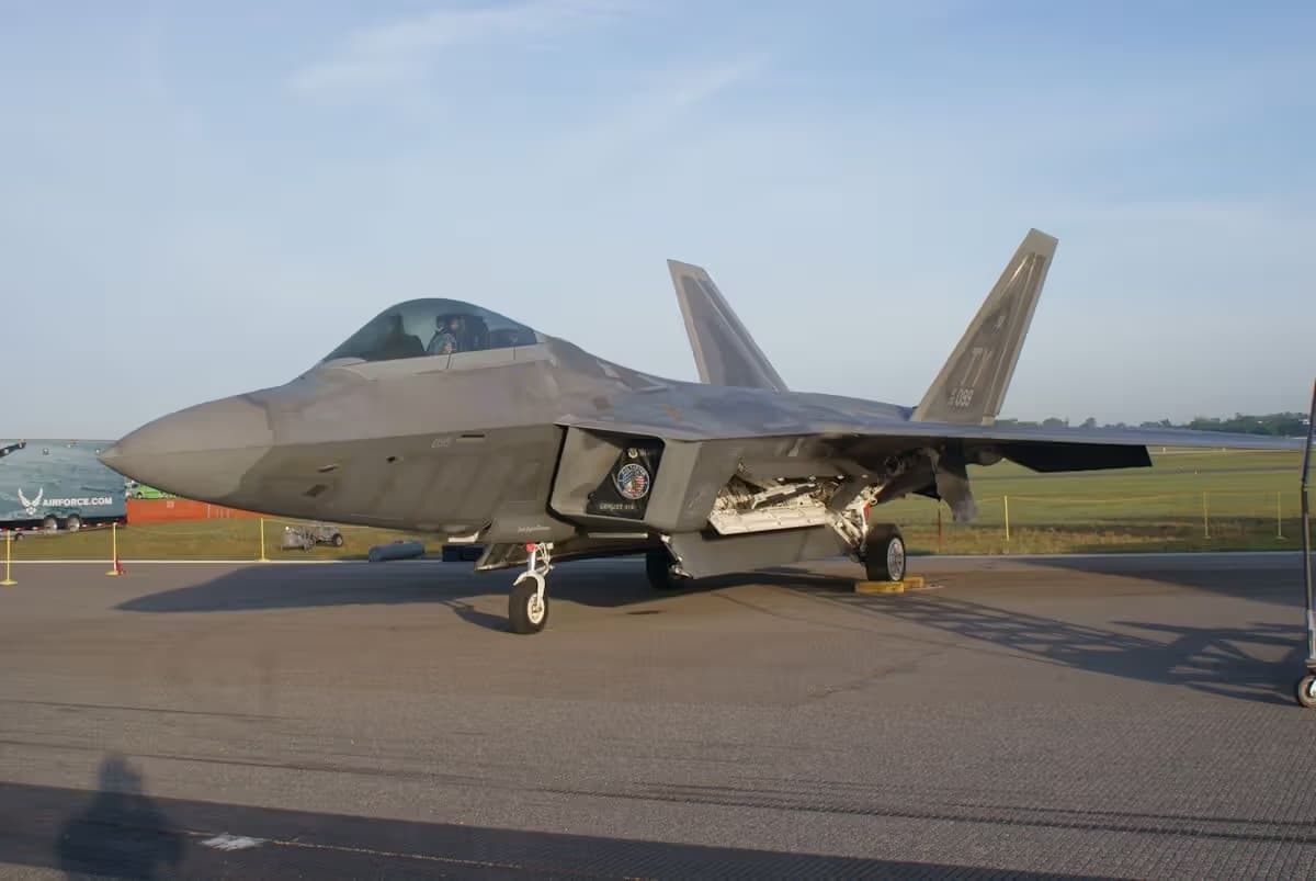 Unidentified — Aircraft
