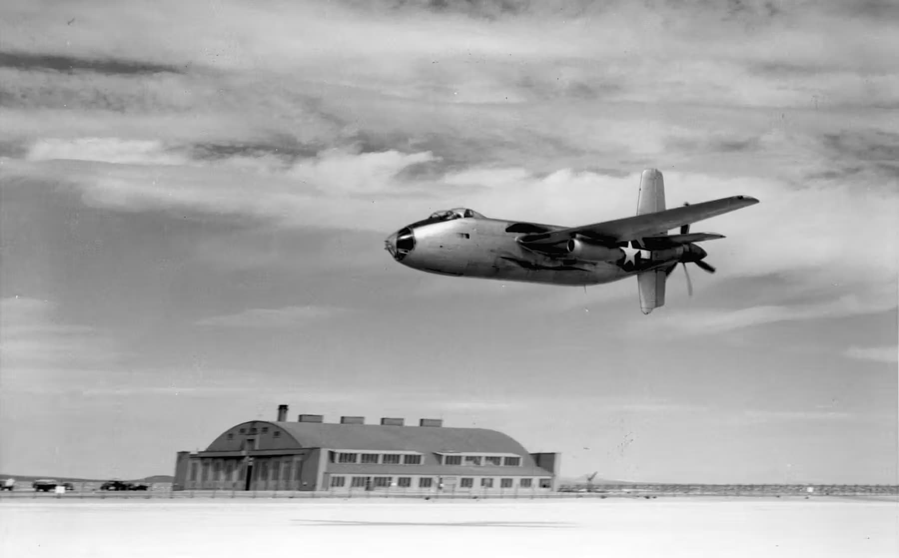Unidentified — Warbird