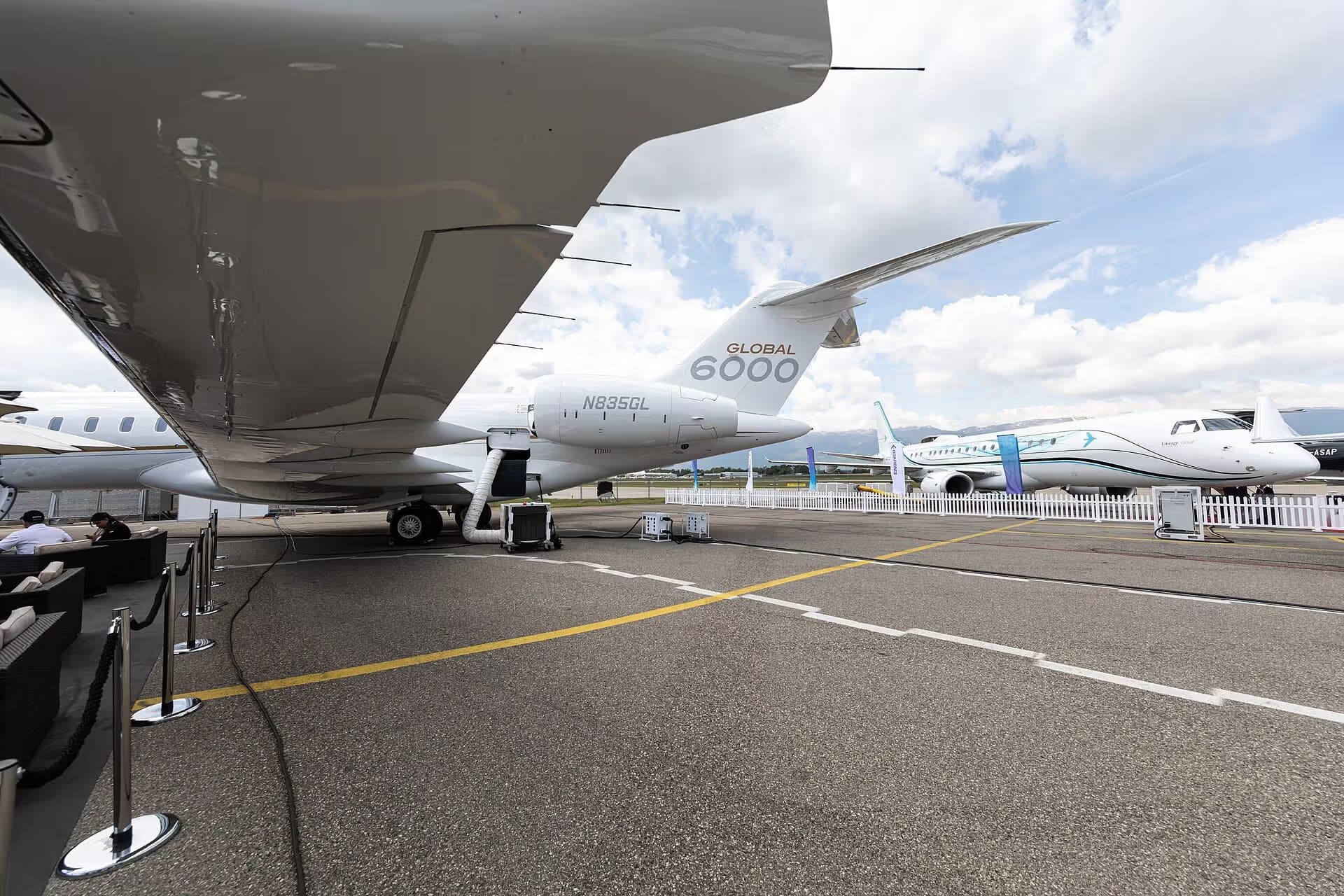 N835GL — Bombardier