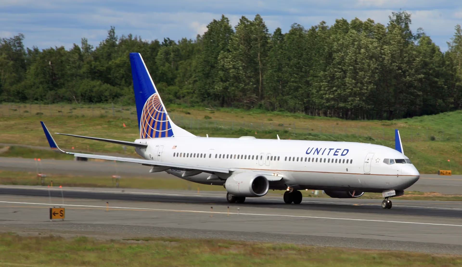N75433 — Boeing