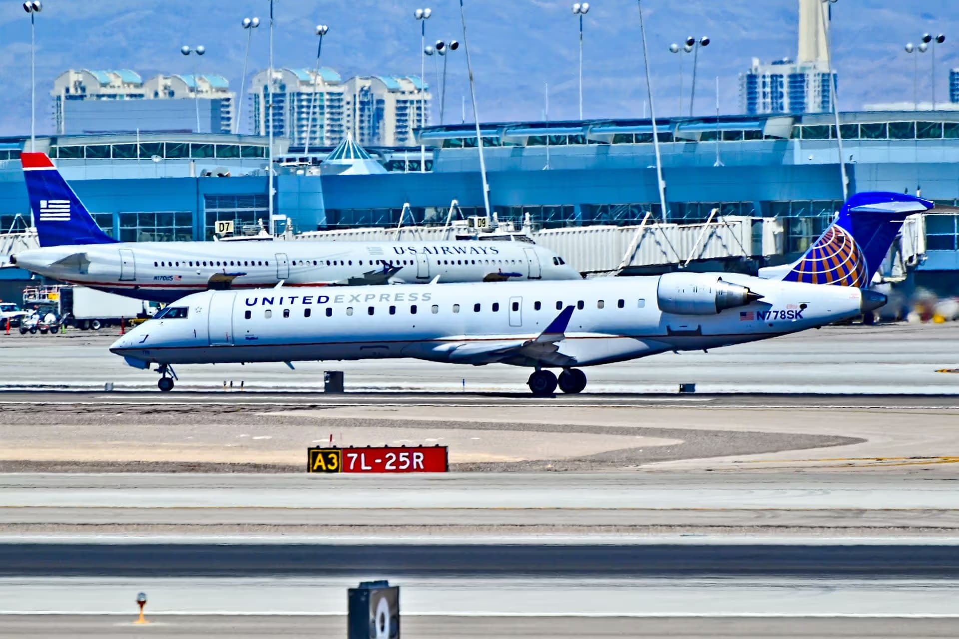 N778SK — Bombardier
