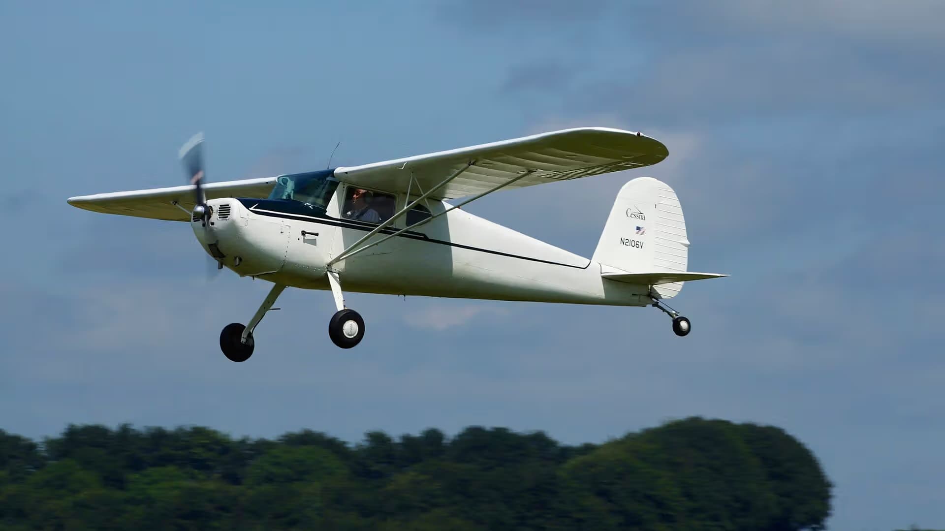 N2106V — Aircraft