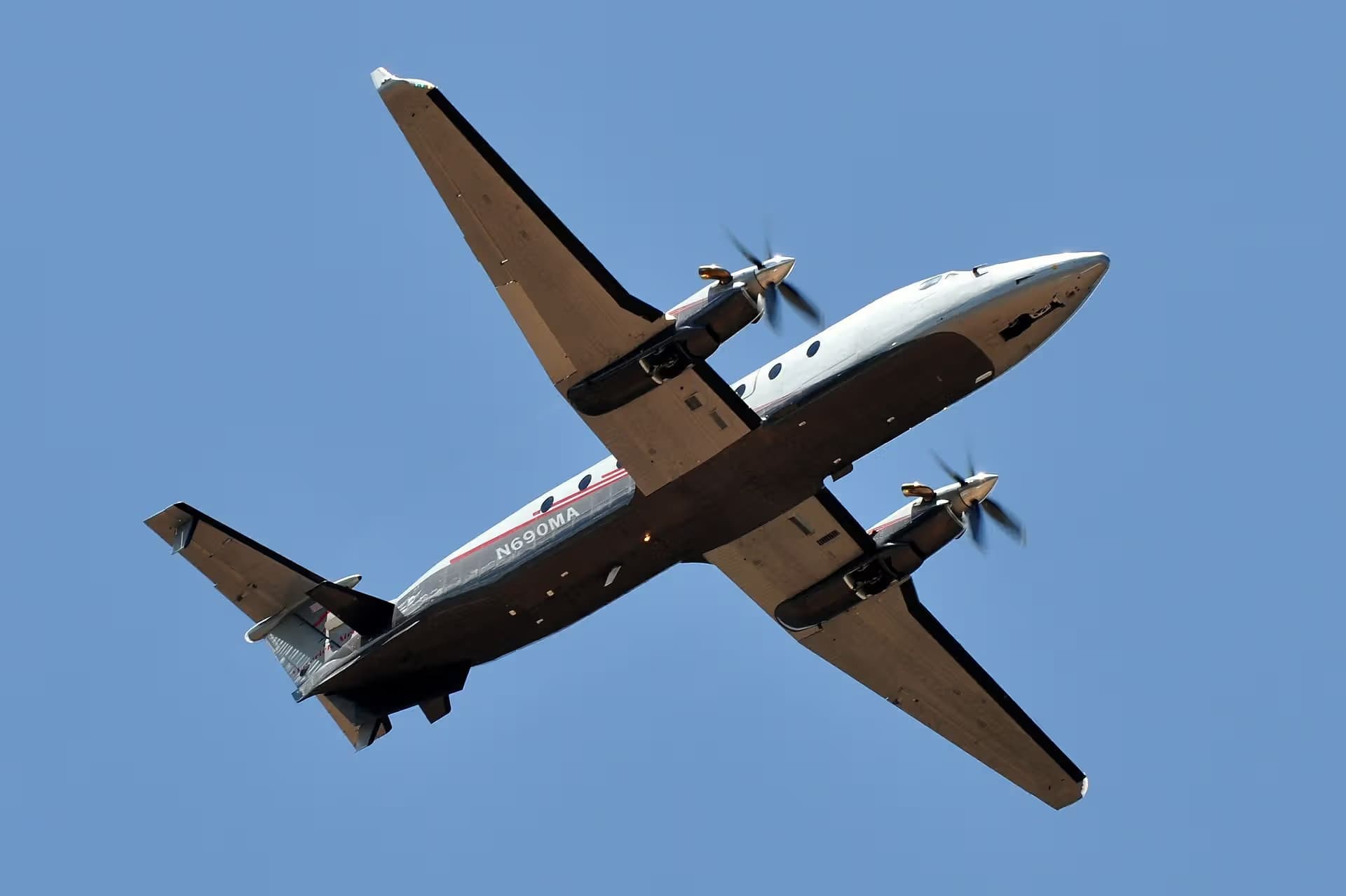 N690MA — Beech