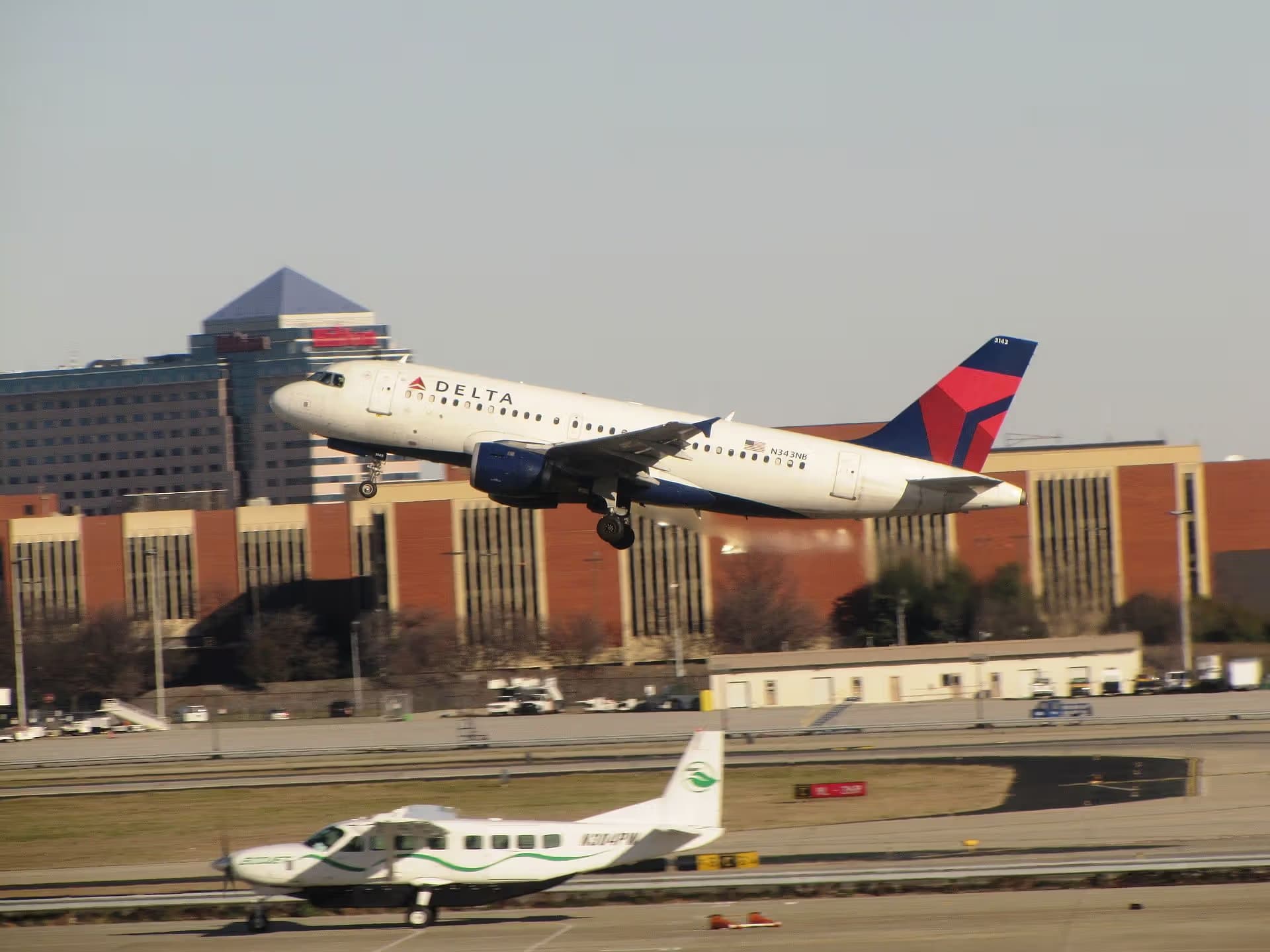 N343NB — Airbus