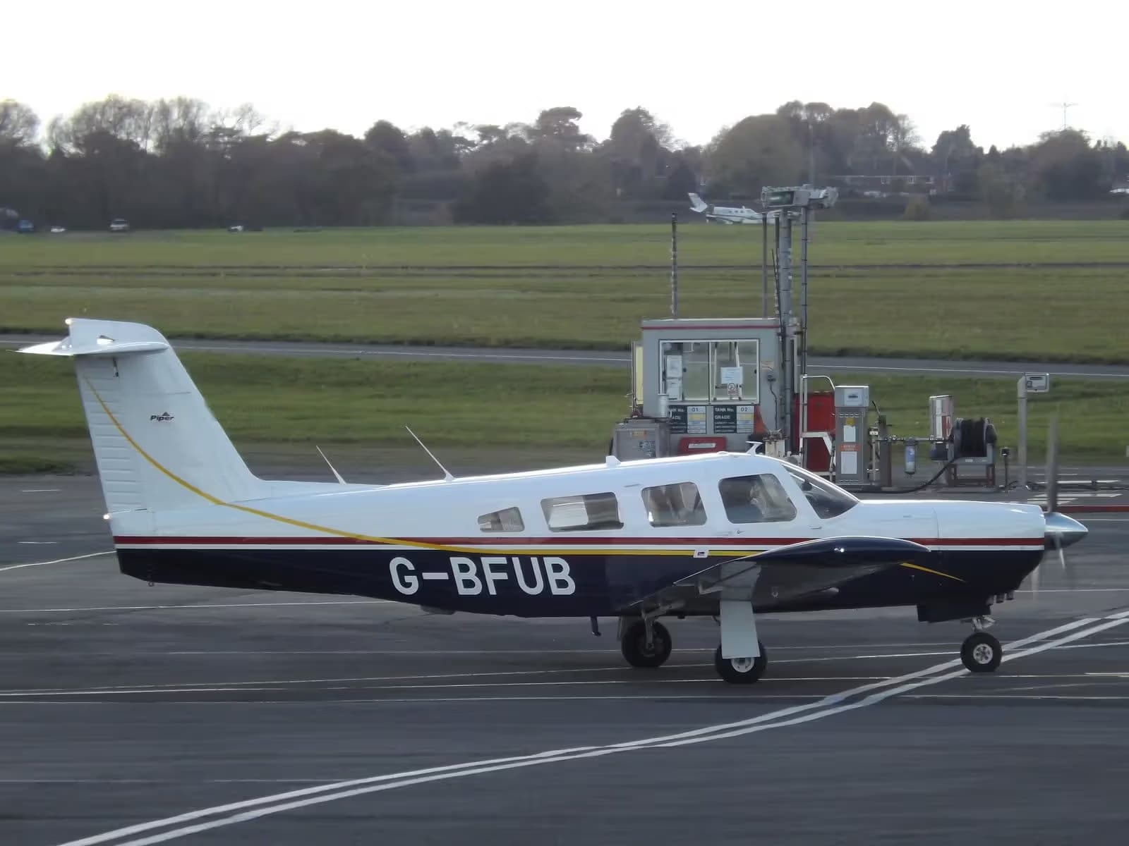 G-BFUB — Piper